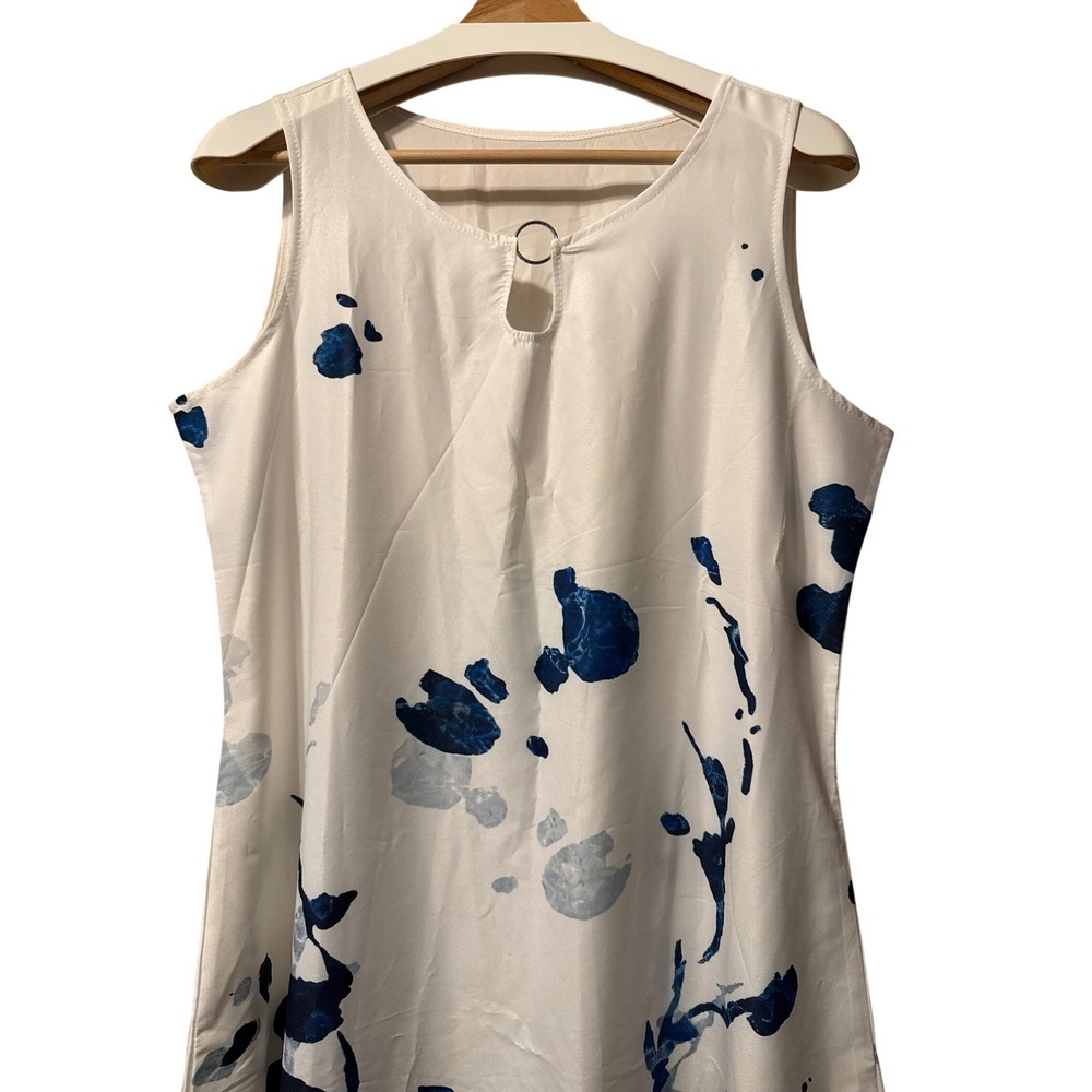 Elegant Blue and White Sleeveless Dress